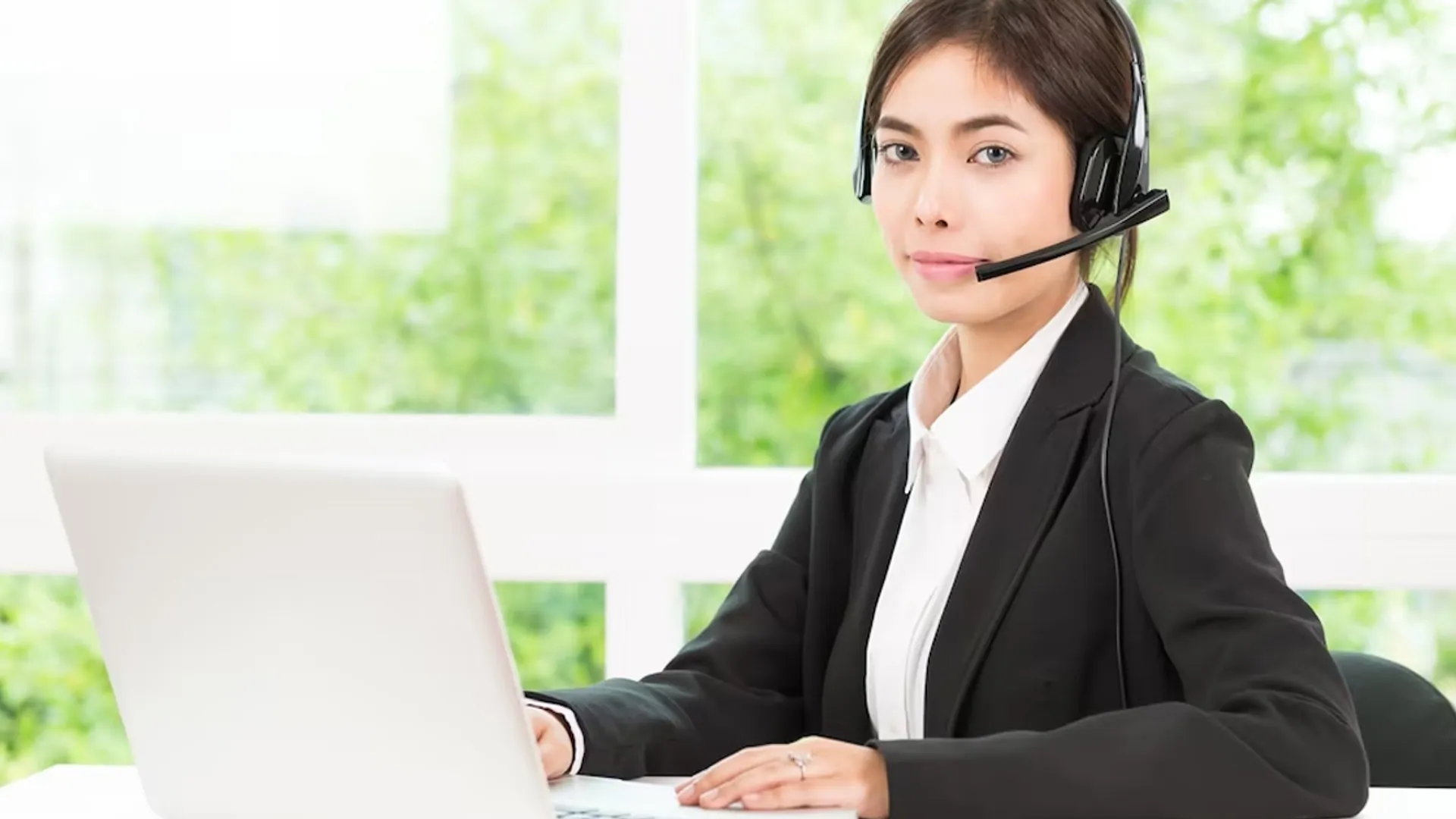 Đội ngũ hỗ trợ khách hàng 99win luôn sẵn sàng